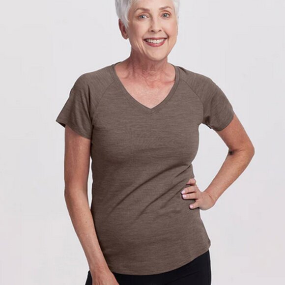 Woolx Merino Wool V-neck Top Size L in "Simply Taupe" - Picture 4 of 6